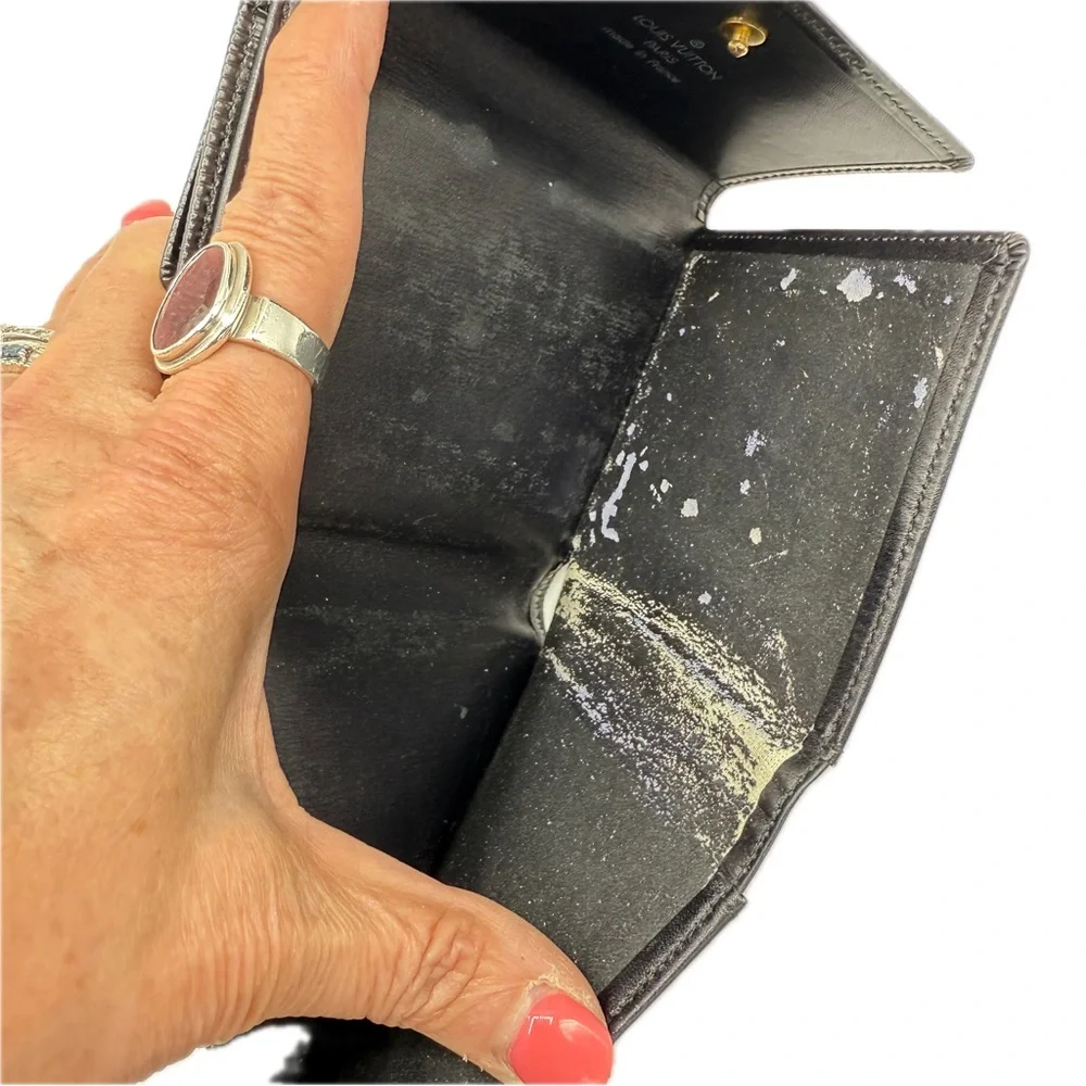 Louis Vuitton Elise Compact Wallet Black Epi Leather Vintage 1992 Authentic